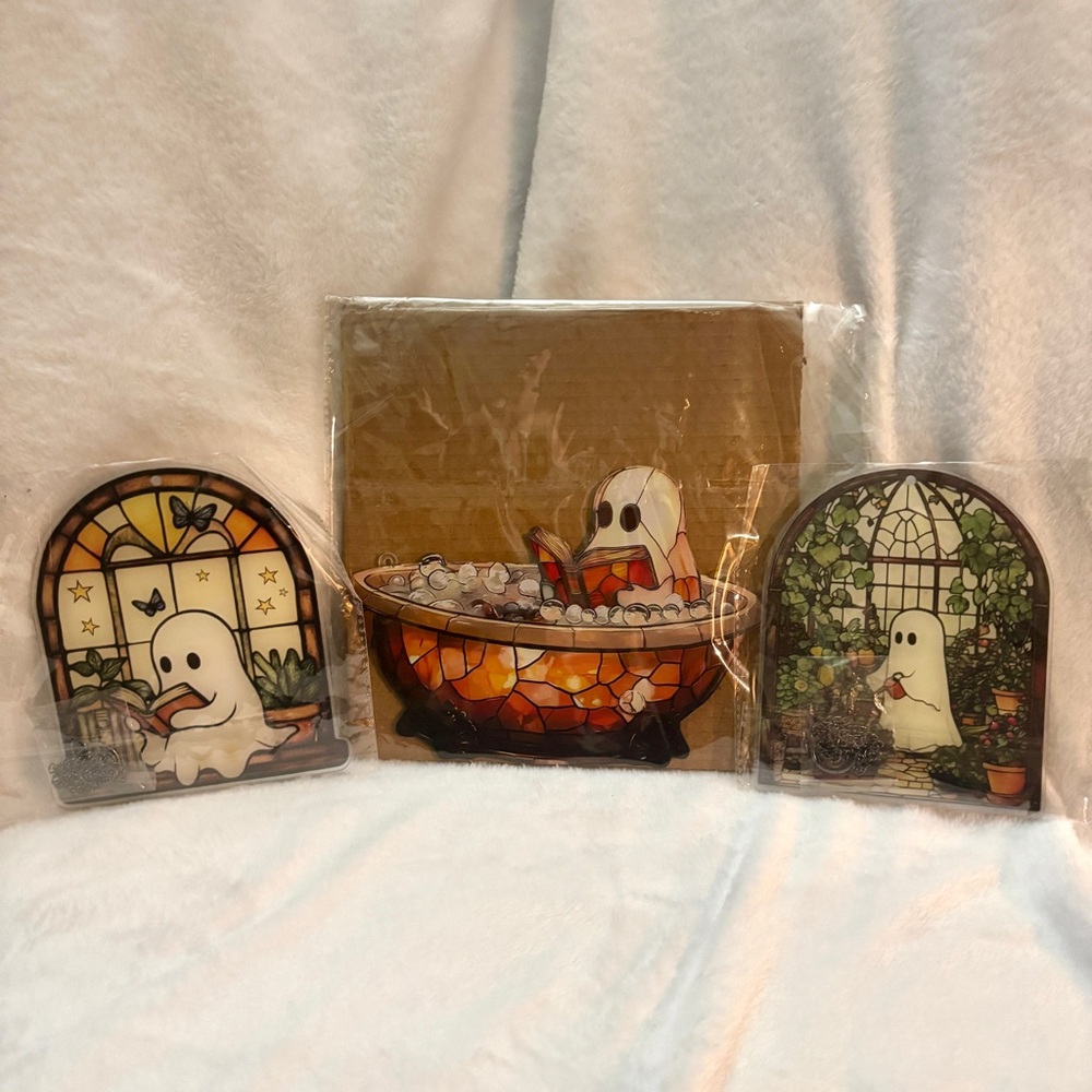 (3 Pieces) Acrylic Suncatcher Cute Kawaii Ghost Bundle : Reading Bathtub Garden